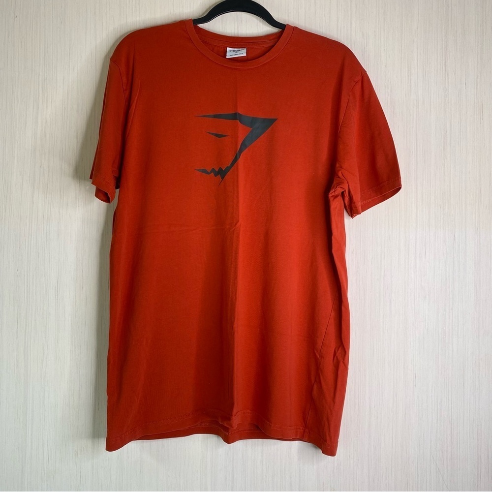 Gymshark Shark Head Infill Men’s Shirt Sleeve T-Shirt Orange Medium